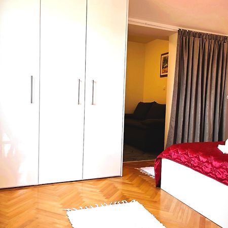 Apartment And Rooms Milak راب المظهر الخارجي الصورة